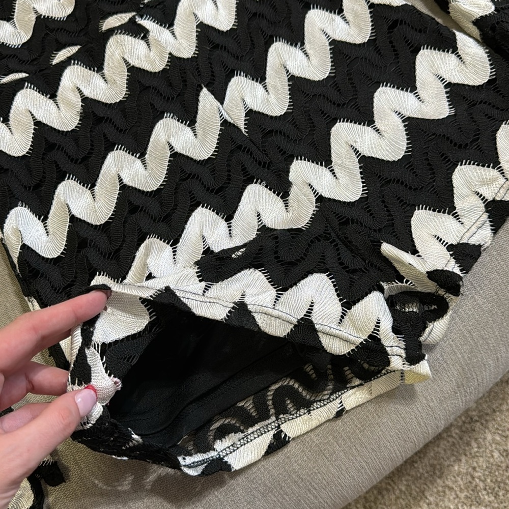 Black & White Wavy Striped Mesh Romper - Picture 8 of 15